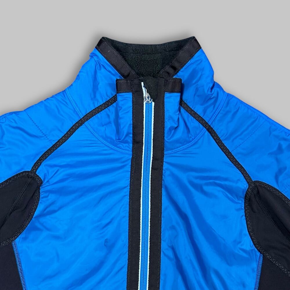 Lululemon Blue & Black Insulated Full-Zip Jacket - Women’s Size 6 - Picture 4 of 5